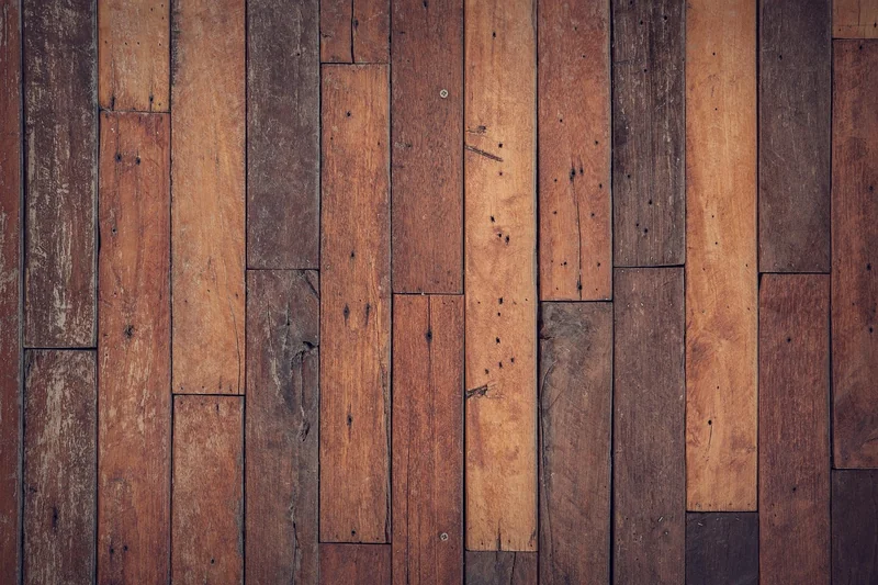 Poser le parquet flottant sur carrelage : guide pas à pas